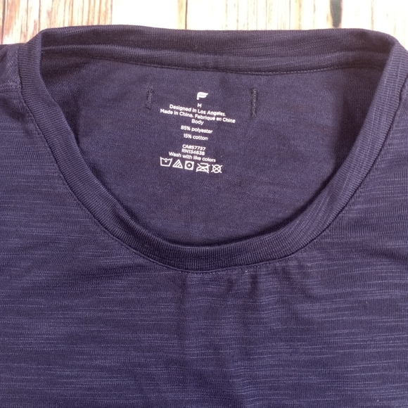 NWT FABLETICS MEN'S SLEEVELESS THE FRONT ROW TANK SIZE MEDIUM - Picture 3 of 11